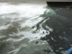 「阿瑪斯號貨輪」流至海面之油污（2001年1月）