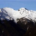 雪山主峰雪景