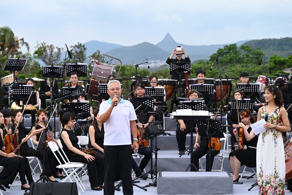 國家公園署長陳茂春期待透過音樂、寓教於樂的方式，讓大家了解珊瑚保育的重要性