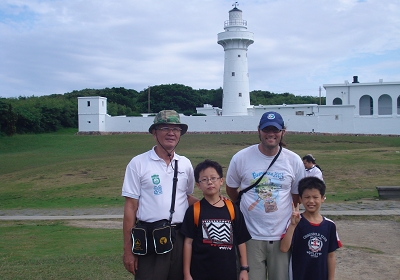 墾丁國家公園英語小小解說員孫宇澤、孫宇謙兩兄弟 帶領Scott導覽恆春古誠、鵝鑾鼻、港口吊橋