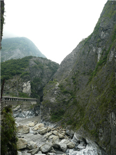 山峰林立景象讓人嘆為觀止