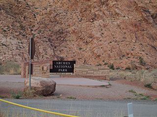 拱門國家公園(Arches National Park, Utah)入口