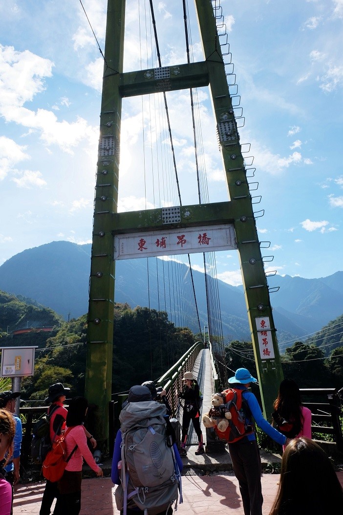 東埔吊橋