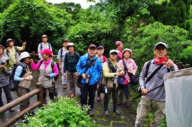 「行前訓練」時所有參與該活動的夥伴都會到場，這是個認識彼此、觀摩他人解說， 相互知識切磋、增長情誼的好機會