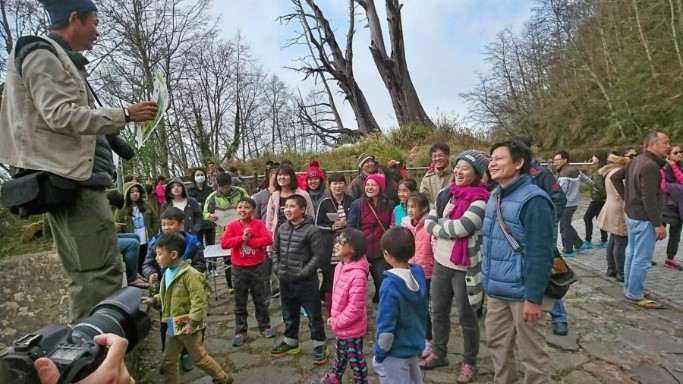 我很喜歡直接接觸民眾， 跟他們傳遞保護環境議題