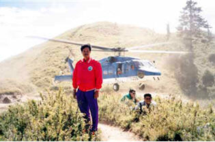 After being rescued, the wounded was carried by helicoper, while the rangers had to go downhill by foot