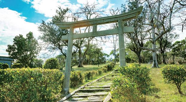 瓊麻工業歷史展示區:日本神社鳥居(圖片摘錄「自由自遊」)