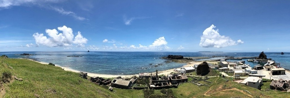 觀賞海岸景觀，感受大自然的神奇
(海洋國家公園管理處提供)

