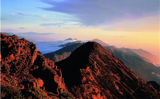 玉山北峰／莊明景攝 